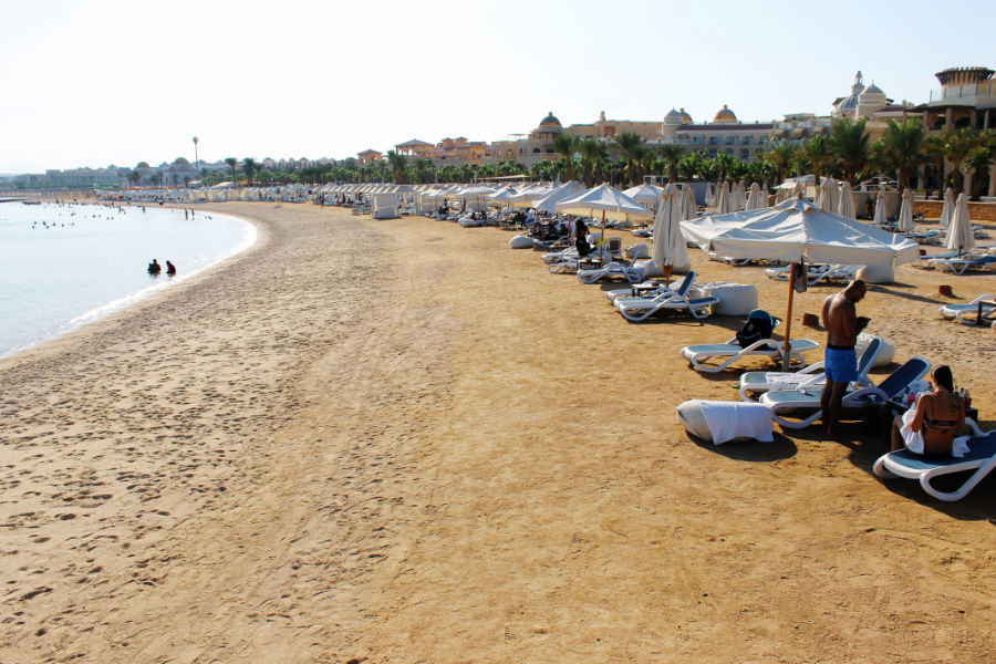 Bus Stop, Sahl Hasheesh